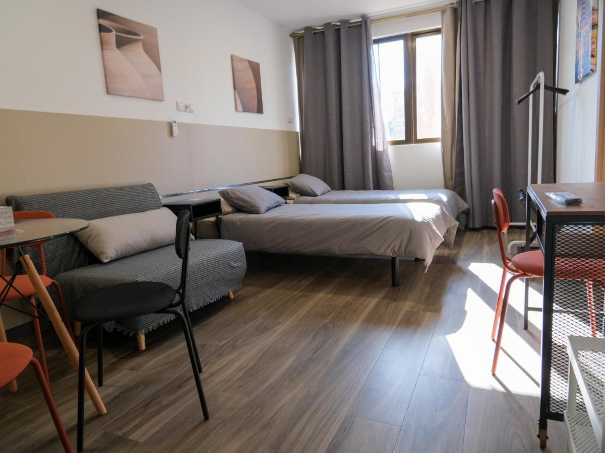 Alianza Suites Madrid Exterior foto